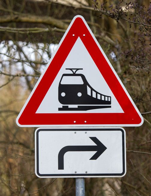 Warnschild Bahngleise